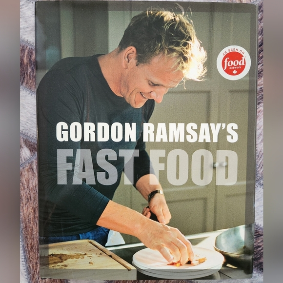 Gordon Ramsay Hardcover Cookbook - Picture 1 of 5
